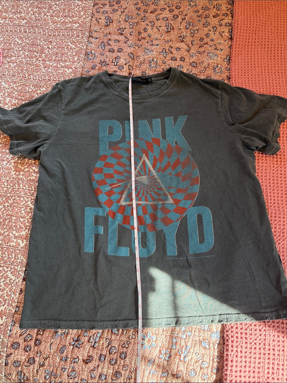 Junk Food Clothing Black Pink Floyd Graphic Tee